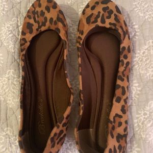 Leopard print flats